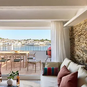 Beachfront Penthouse With Sea Views In Appartement